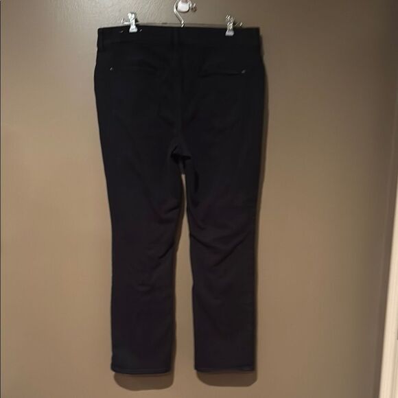 Chico’s Girlfriend Straight Leg  Classic Black Pants Size 12 Short So Slimming - Picture 3 of 7